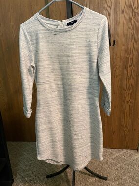 GAP Light Heather Gray Knit Shift Dress
